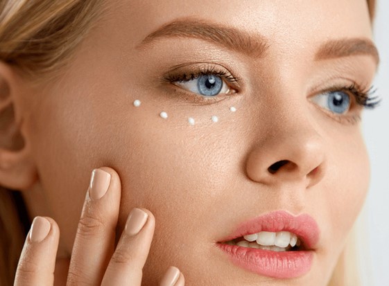 Göz Çevresi Bakımı Detay